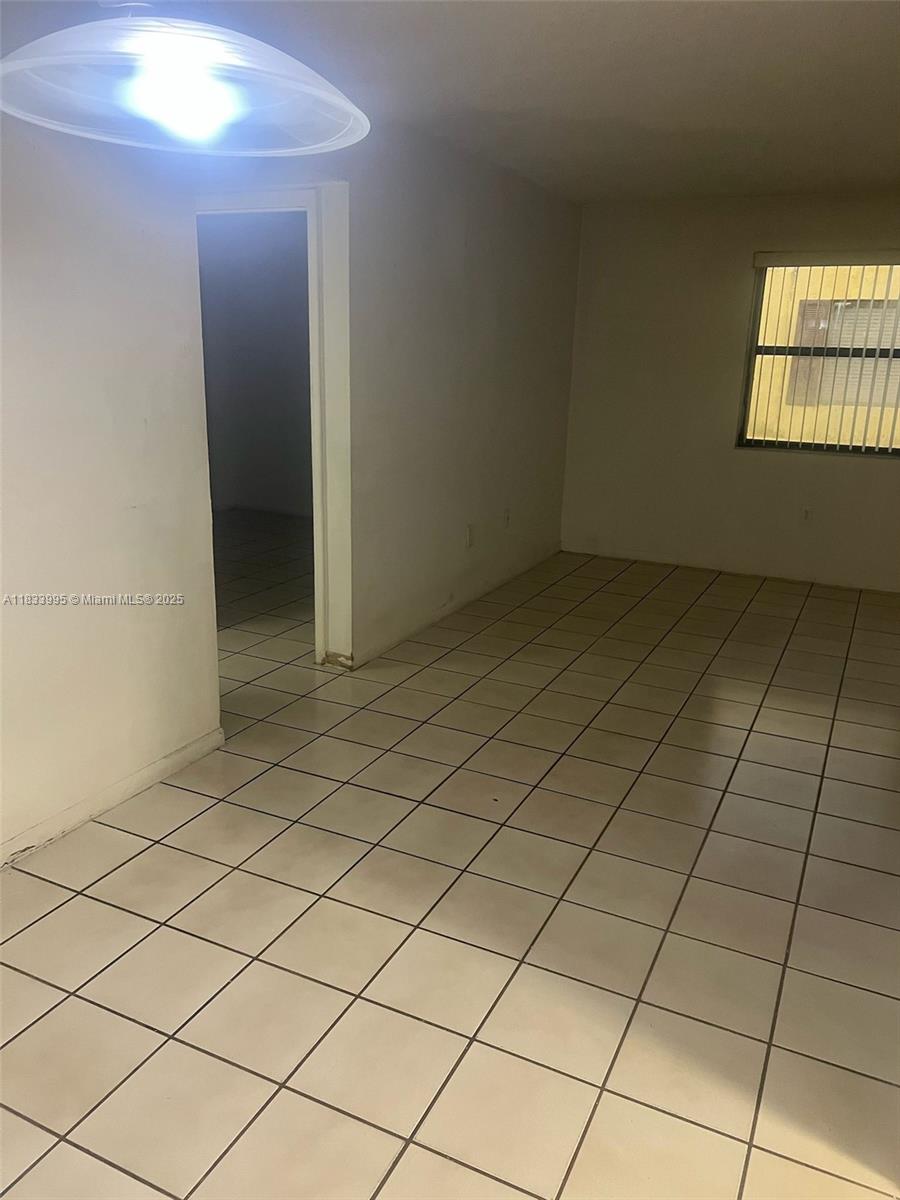 SOLEIL LAKE CONDO - Residential Lease