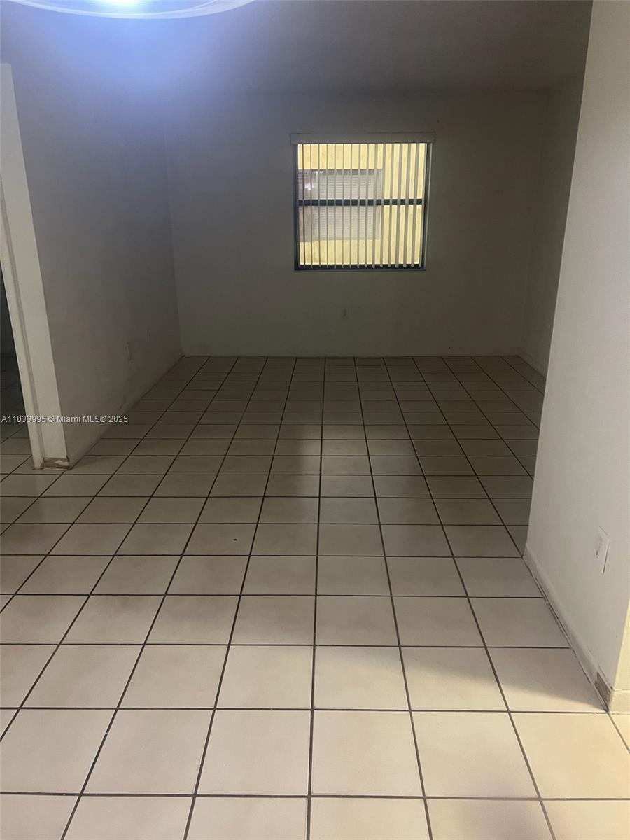 SOLEIL LAKE CONDO - Residential Lease