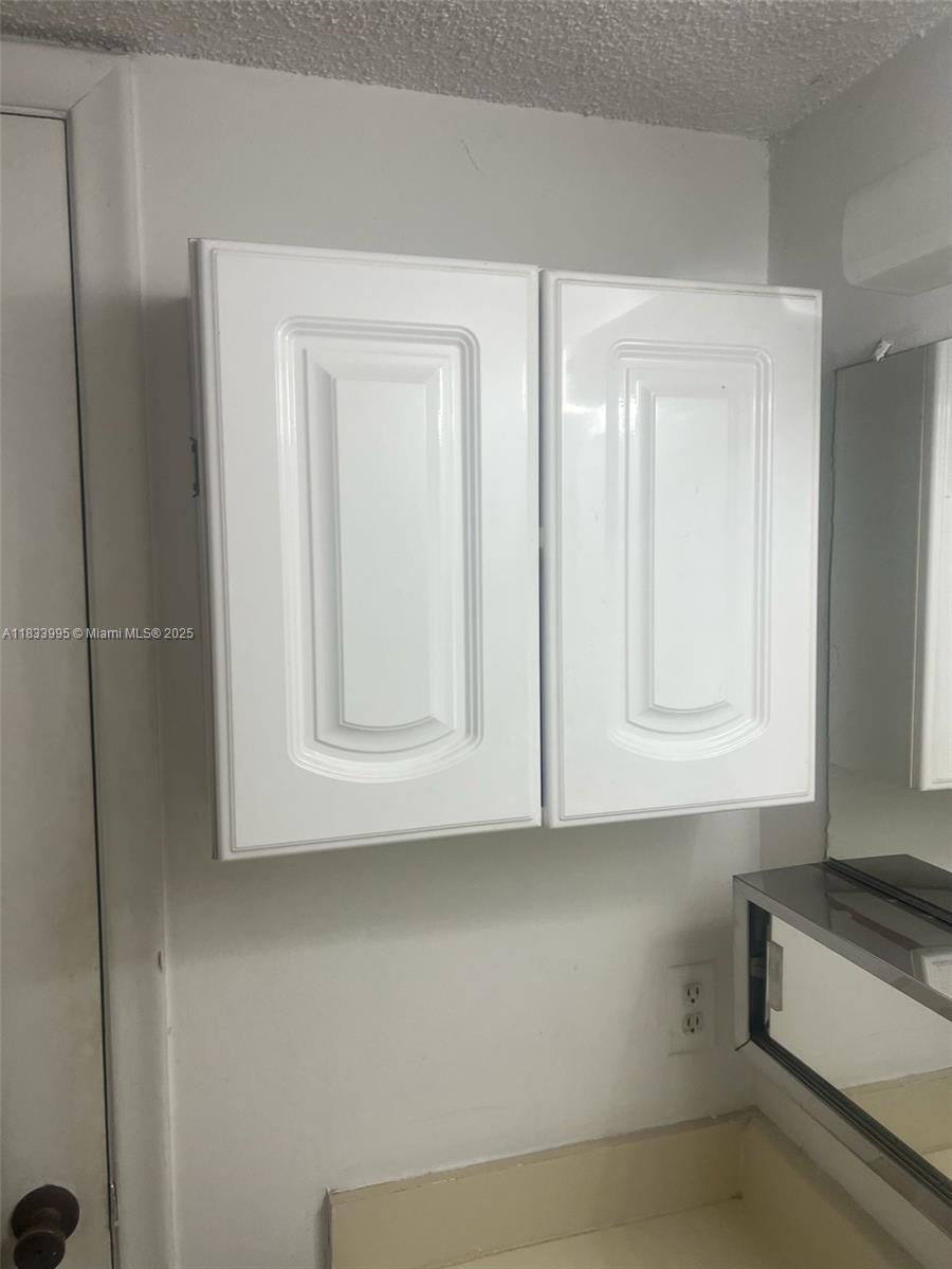 SOLEIL LAKE CONDO - Residential Lease