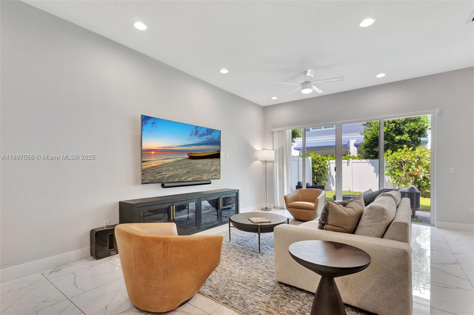 POINTE MIDTOWN - Residential