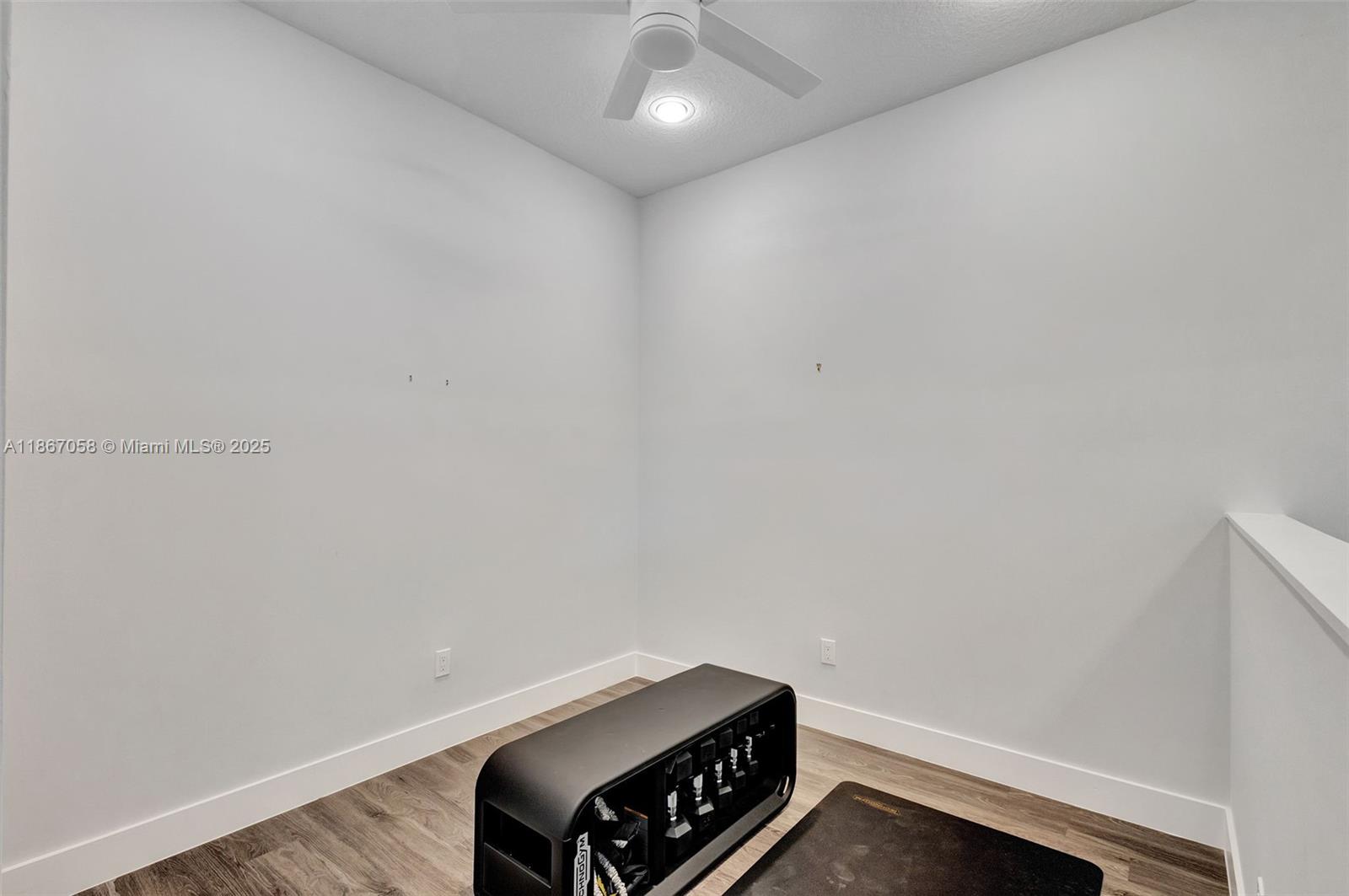 POINTE MIDTOWN - Residential