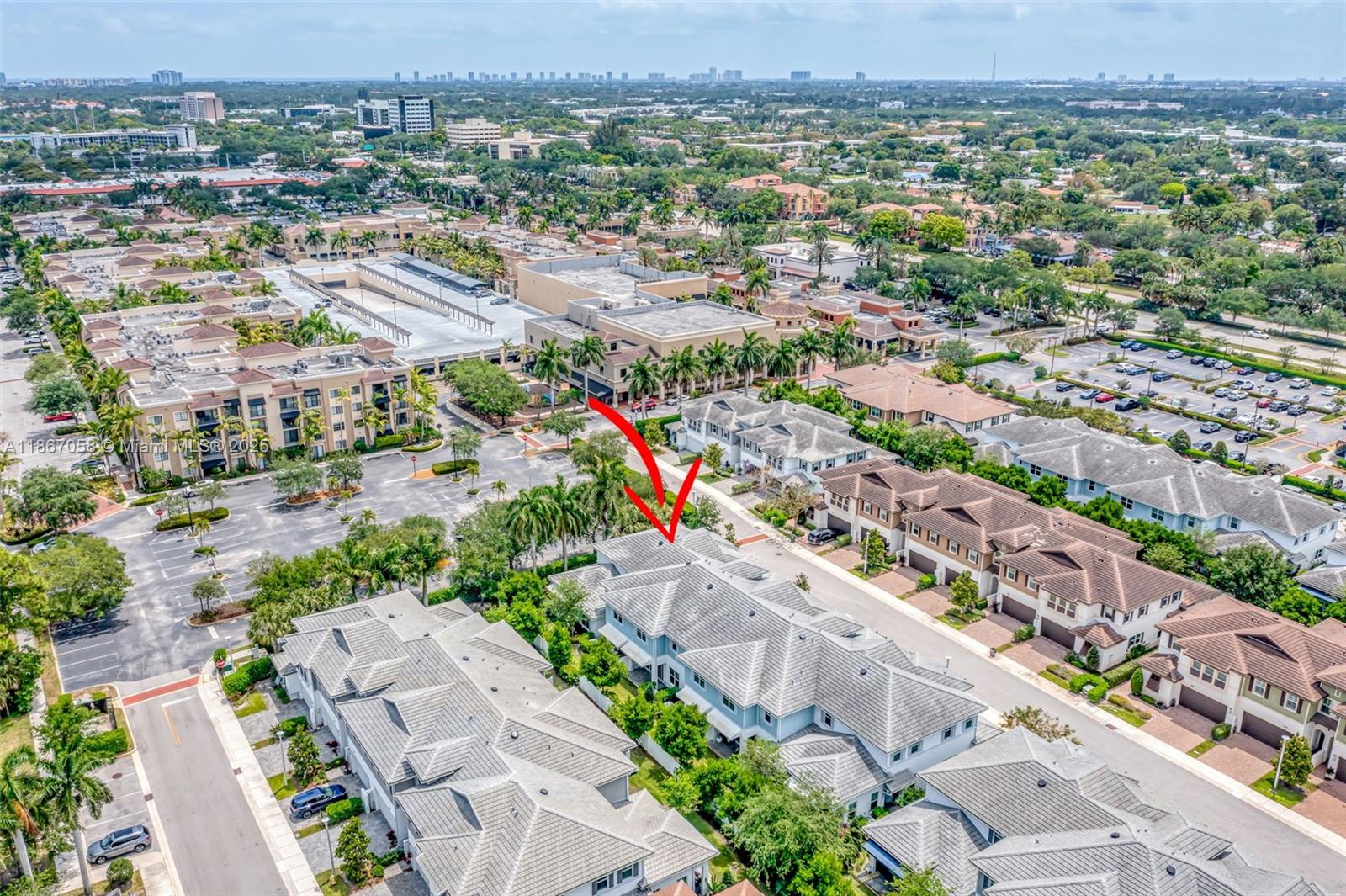 POINTE MIDTOWN - Residential