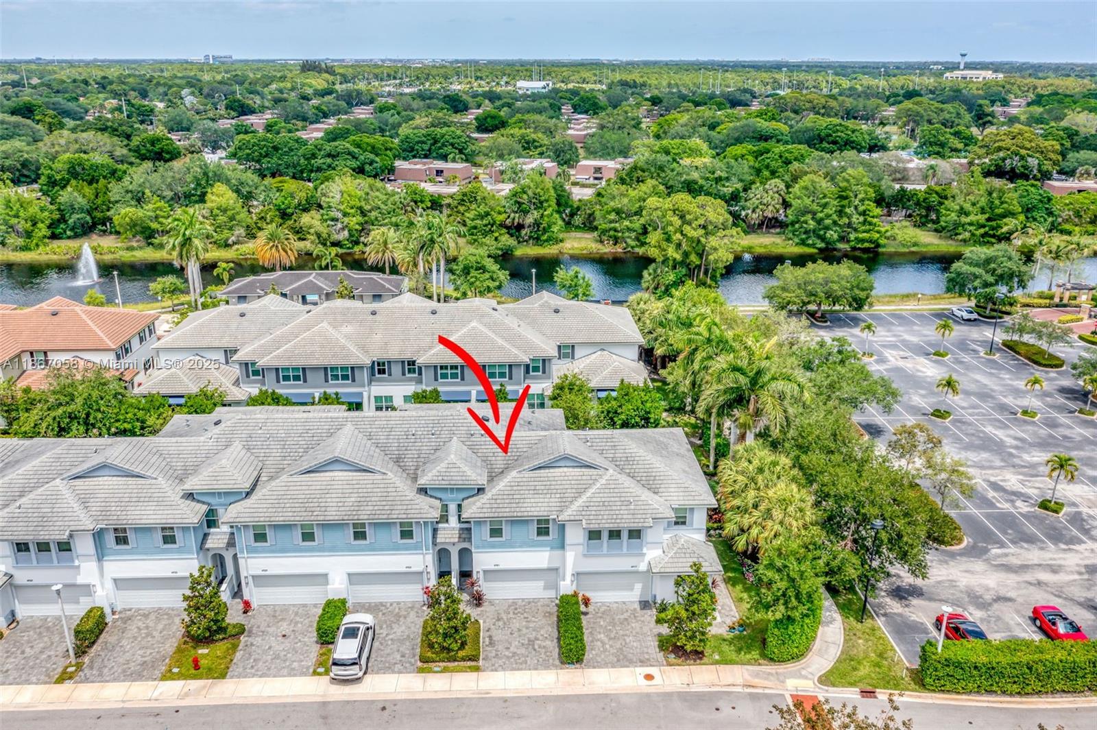 POINTE MIDTOWN - Residential