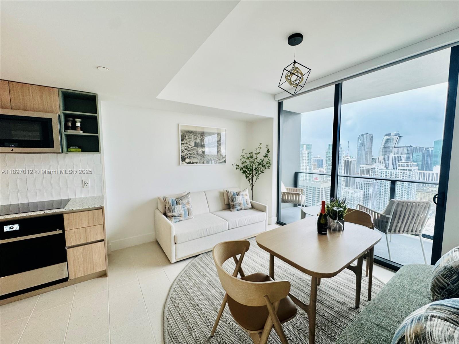 Gale/Natiivo - Residential Lease