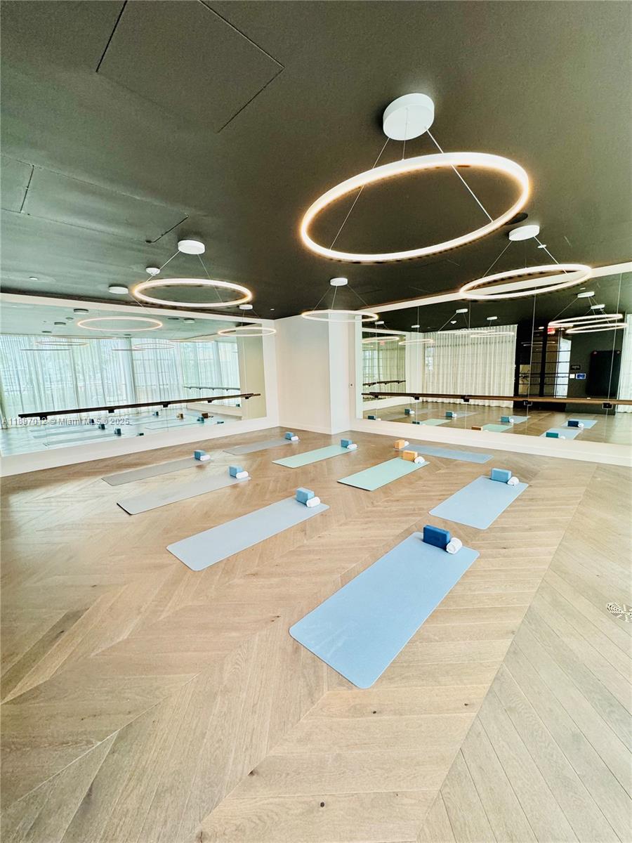 Gale/Natiivo - Residential Lease