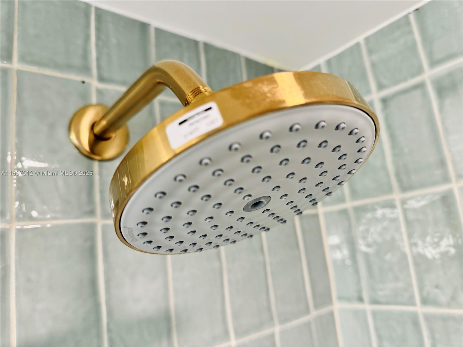 Gale/Natiivo - Residential Lease