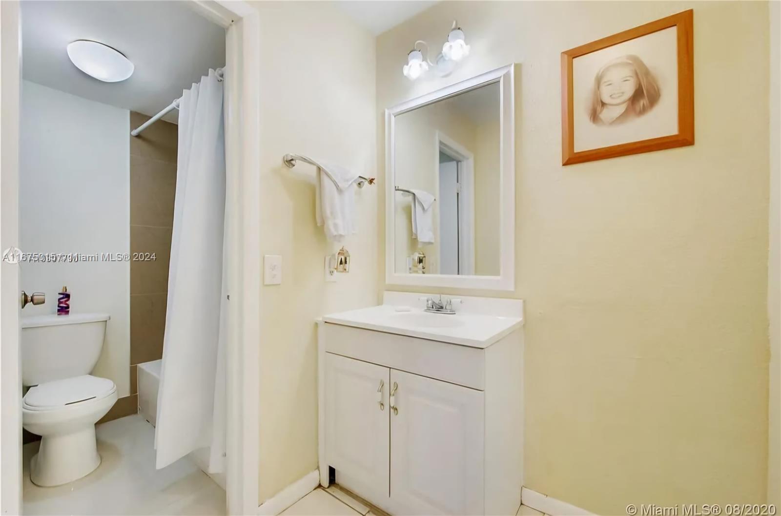 PINESIDE CONDO NO 1 - Residential