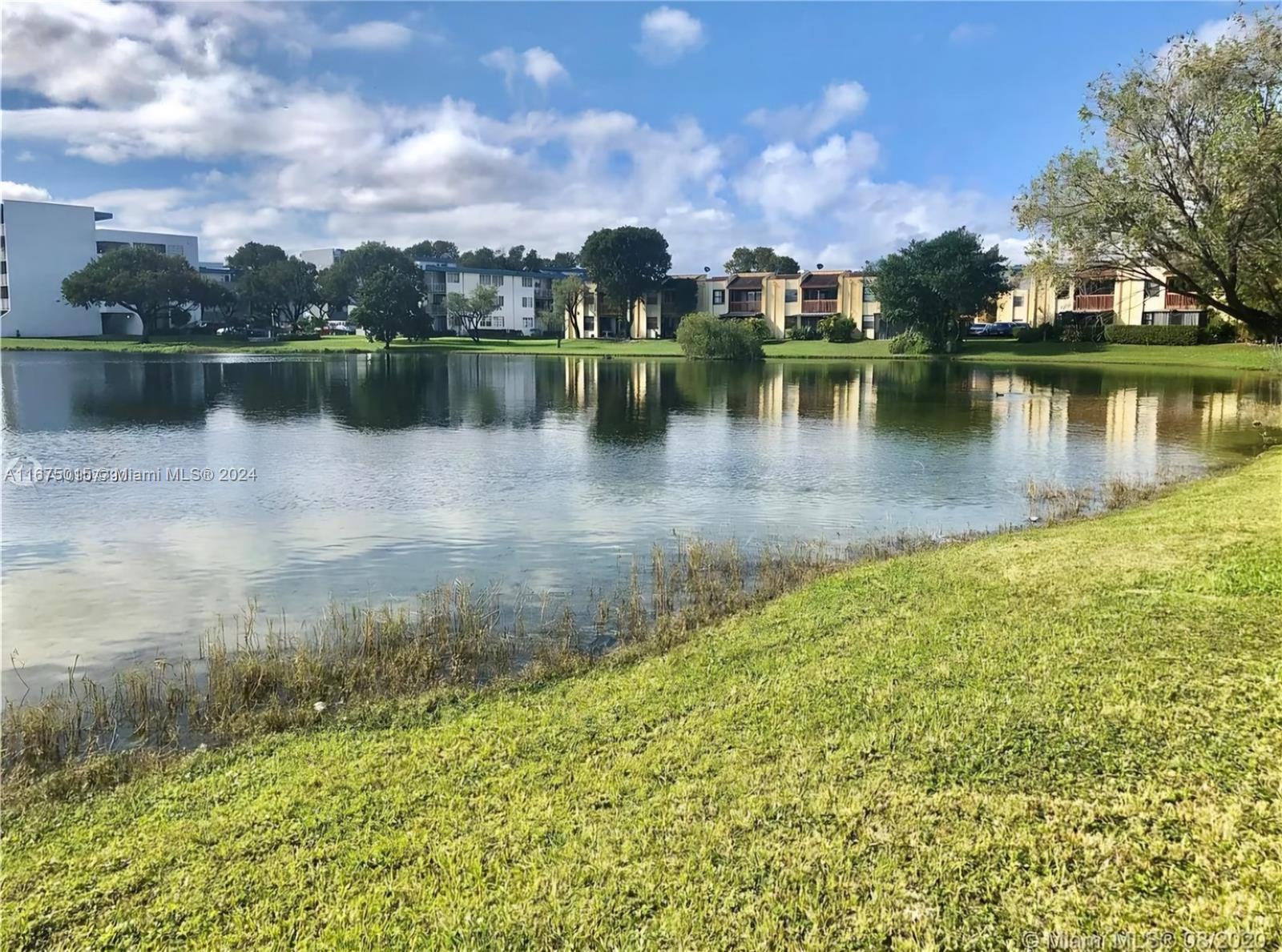 PINESIDE CONDO NO 1 - Residential