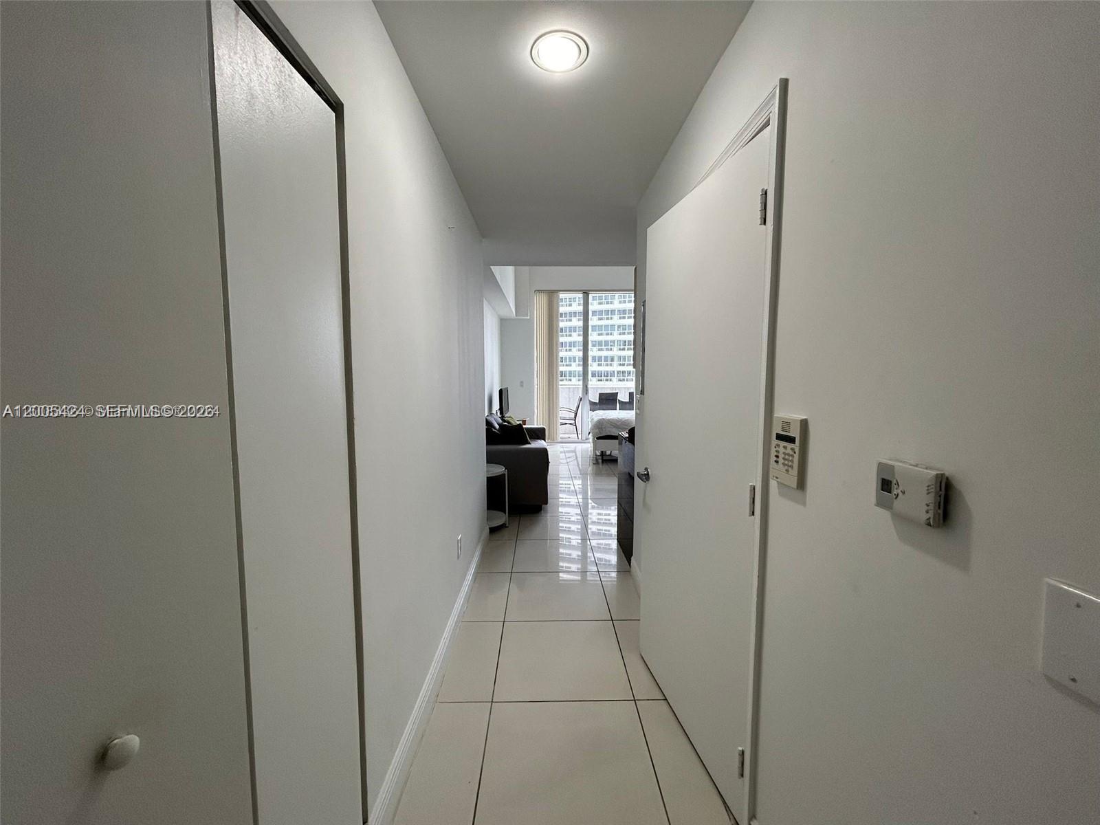 1750 N Bayshore Dr 1106