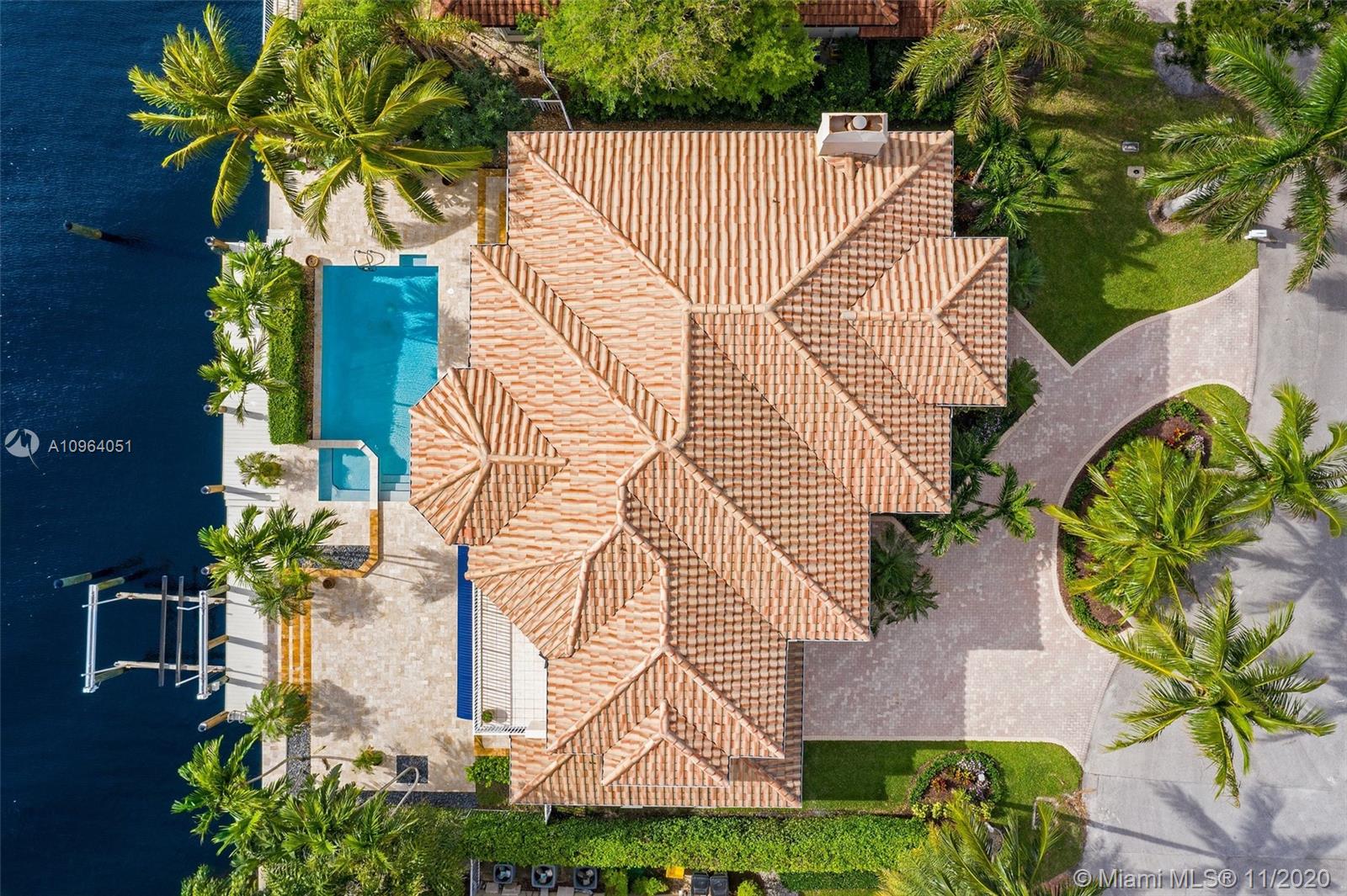 TROPIC ISLE 2ND SEC - Residential