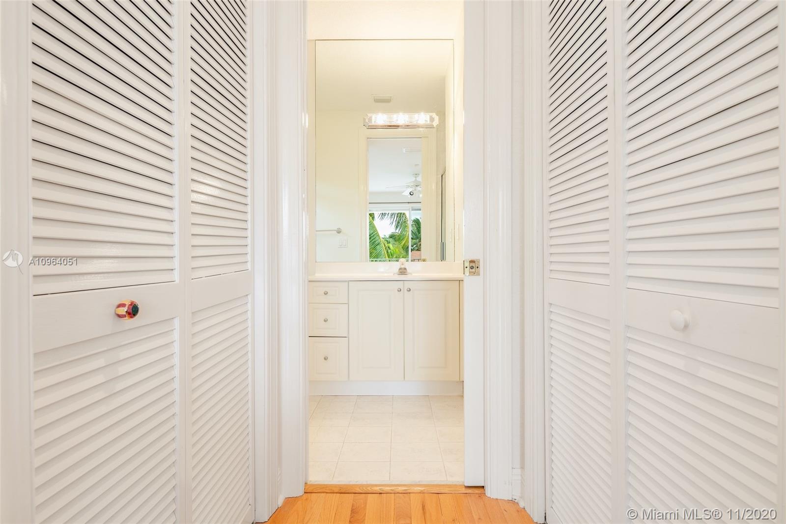 TROPIC ISLE 2ND SEC - Residential