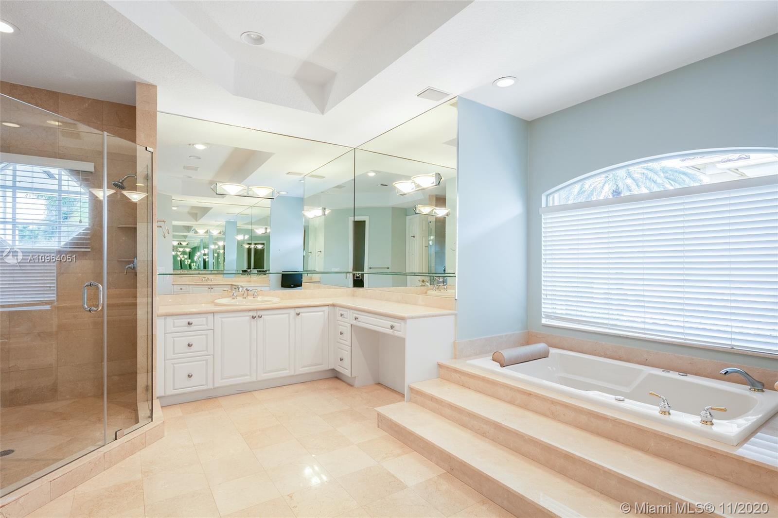 TROPIC ISLE 2ND SEC - Residential