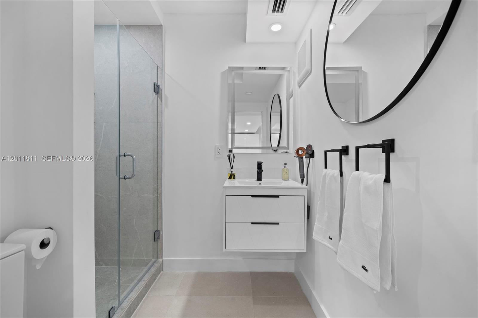 OCEAN POINT CONDO - Residential