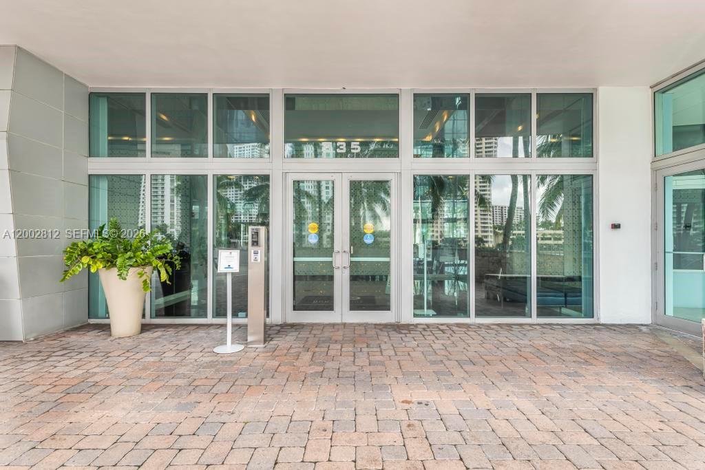 ONE MIAMI EAST CONDO - Residential Lease