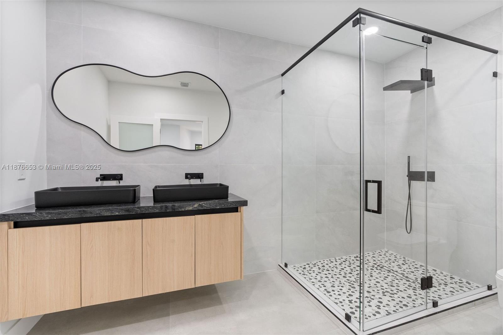 EVERGLADE LAND SALES CO R - Residential