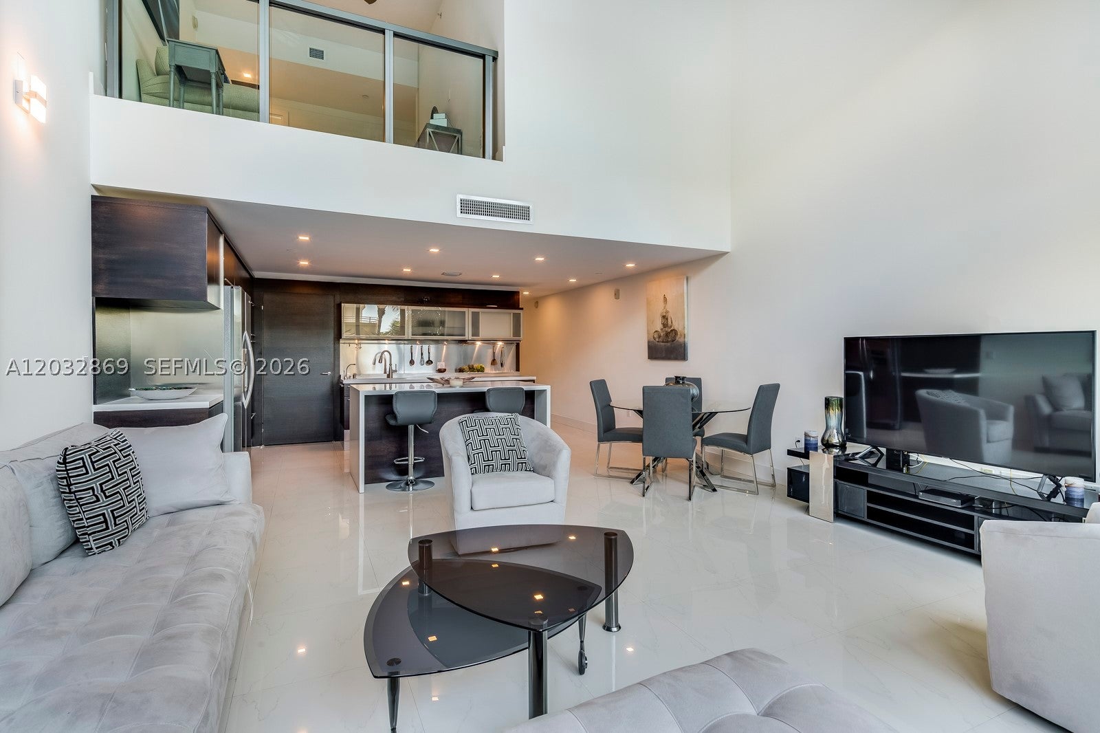 6000 Collins Ave 346