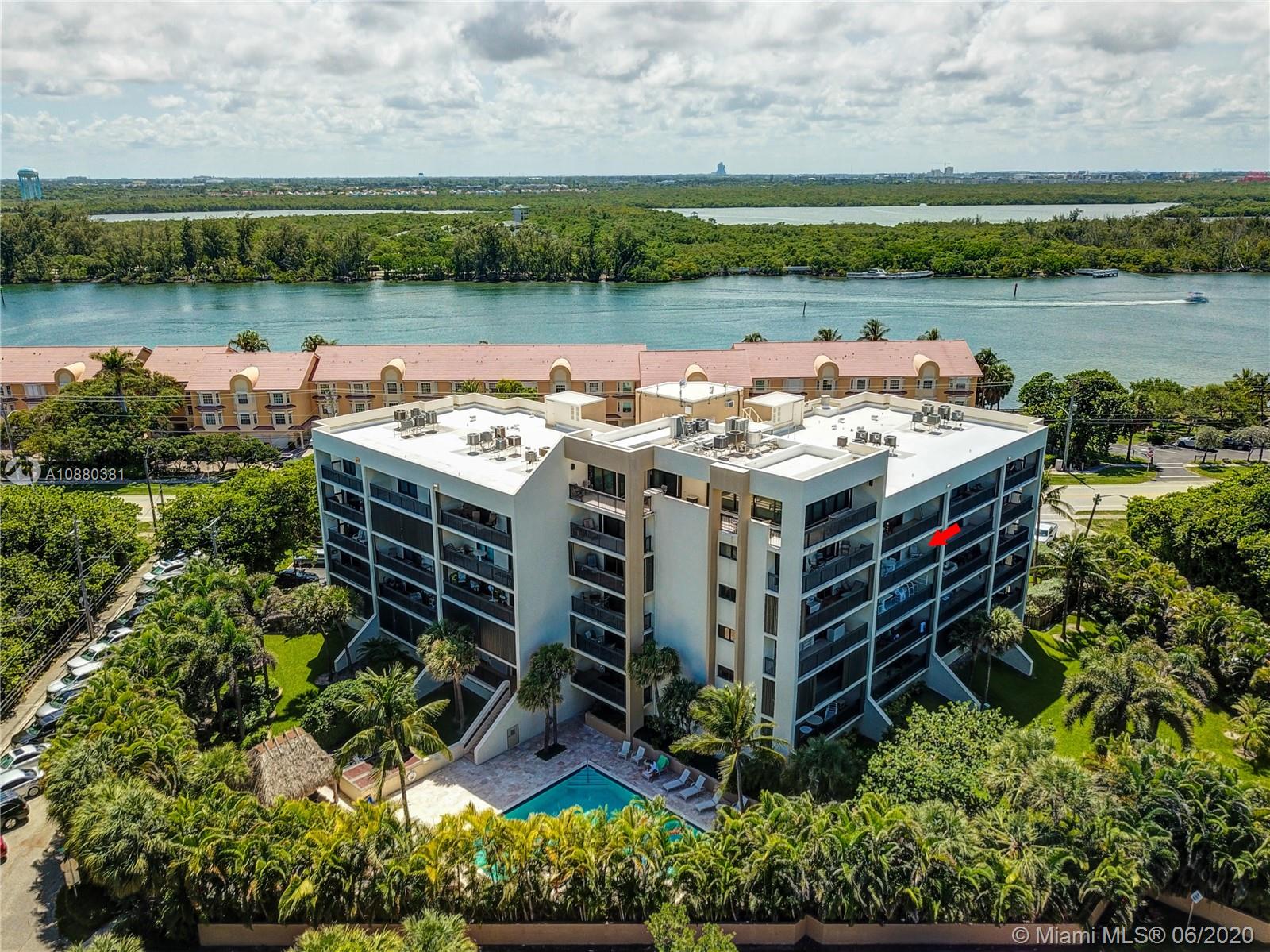 NORTH BEACH CONDO - Residential