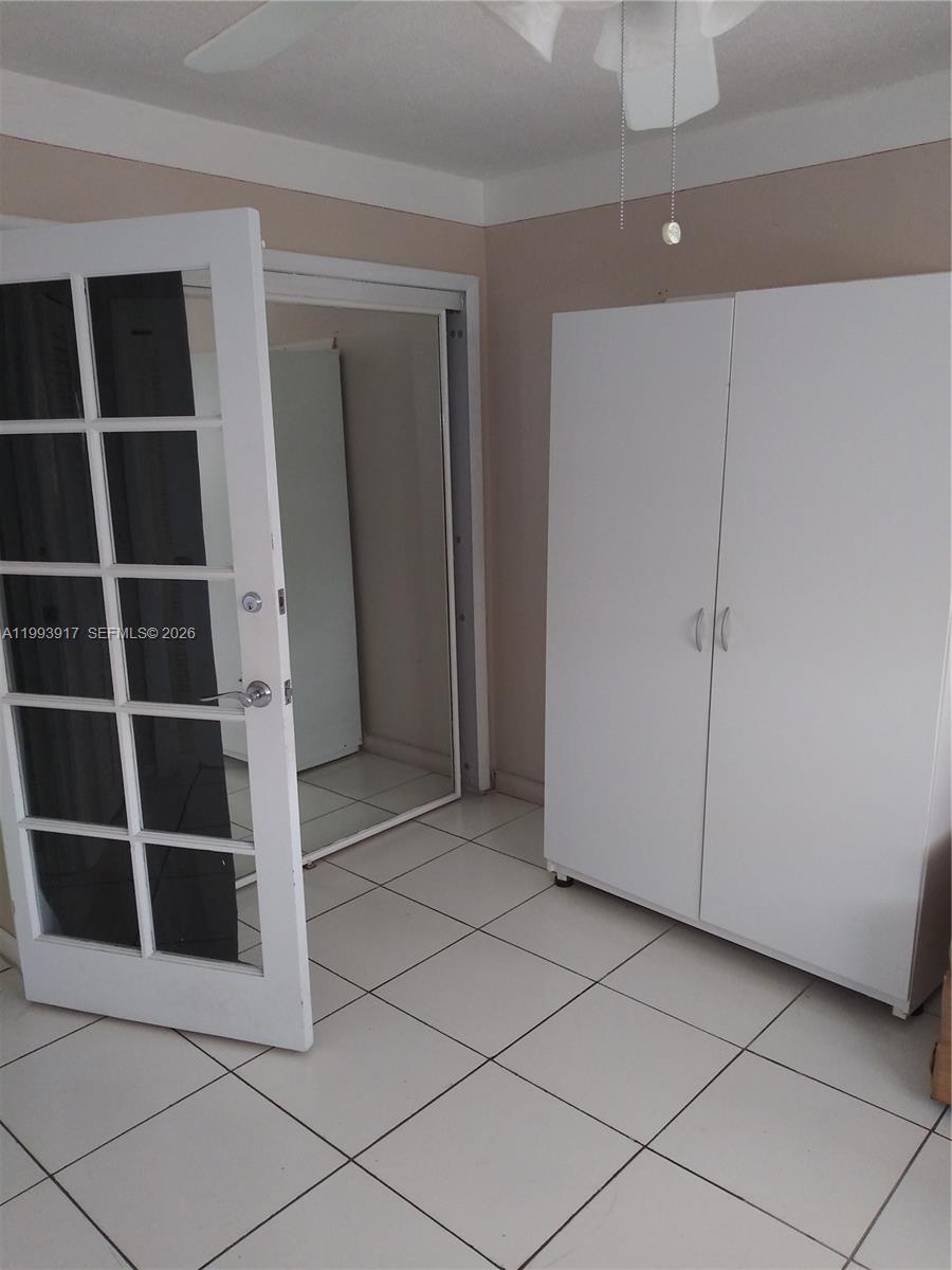 ELDORADO COUNTRY CLUB TOW - Residential Lease