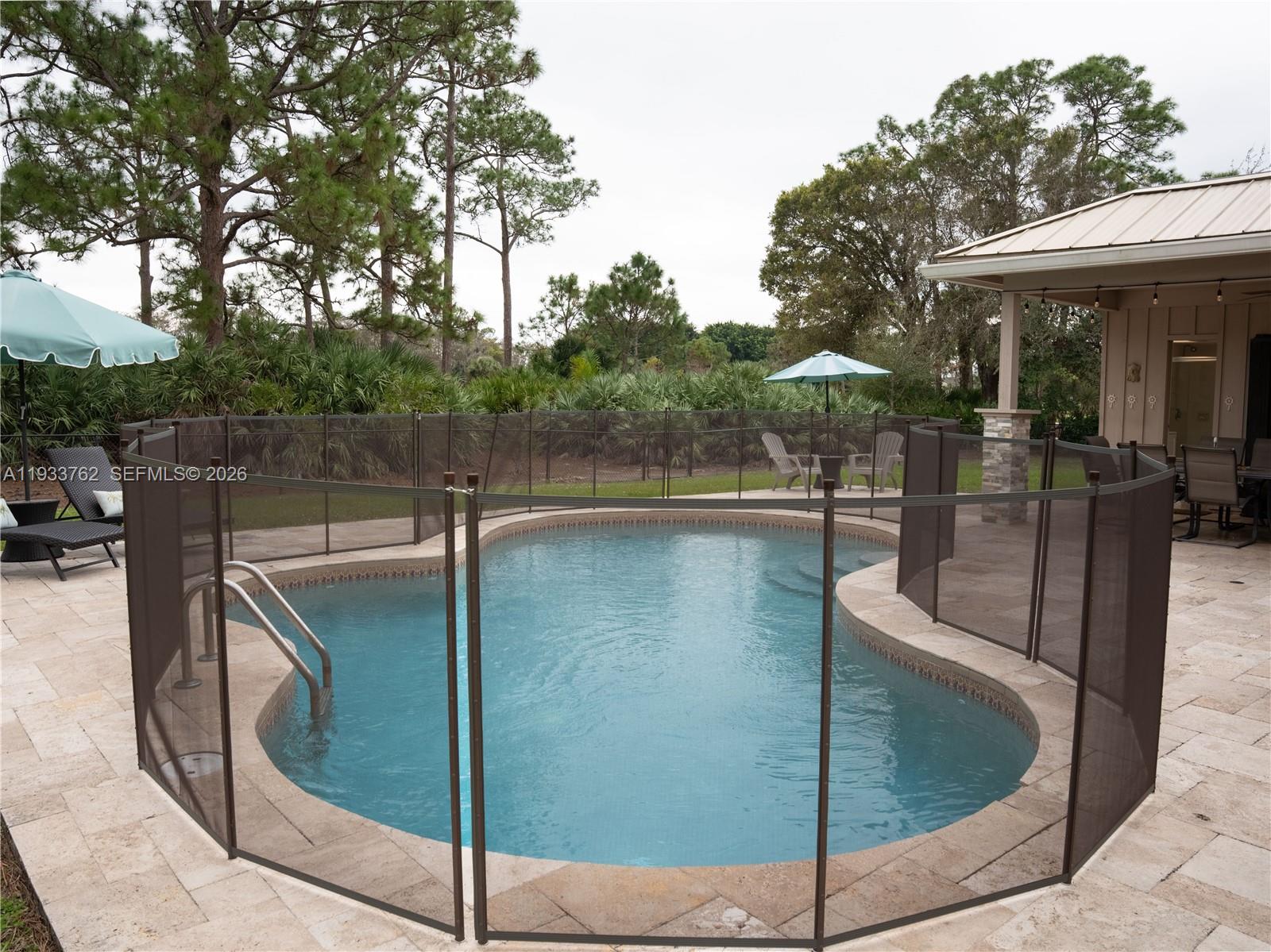 THE LINKS - Residential