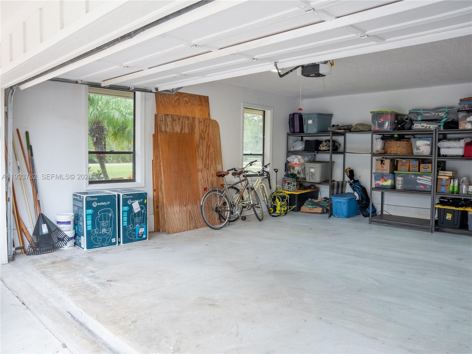 THE LINKS - Residential