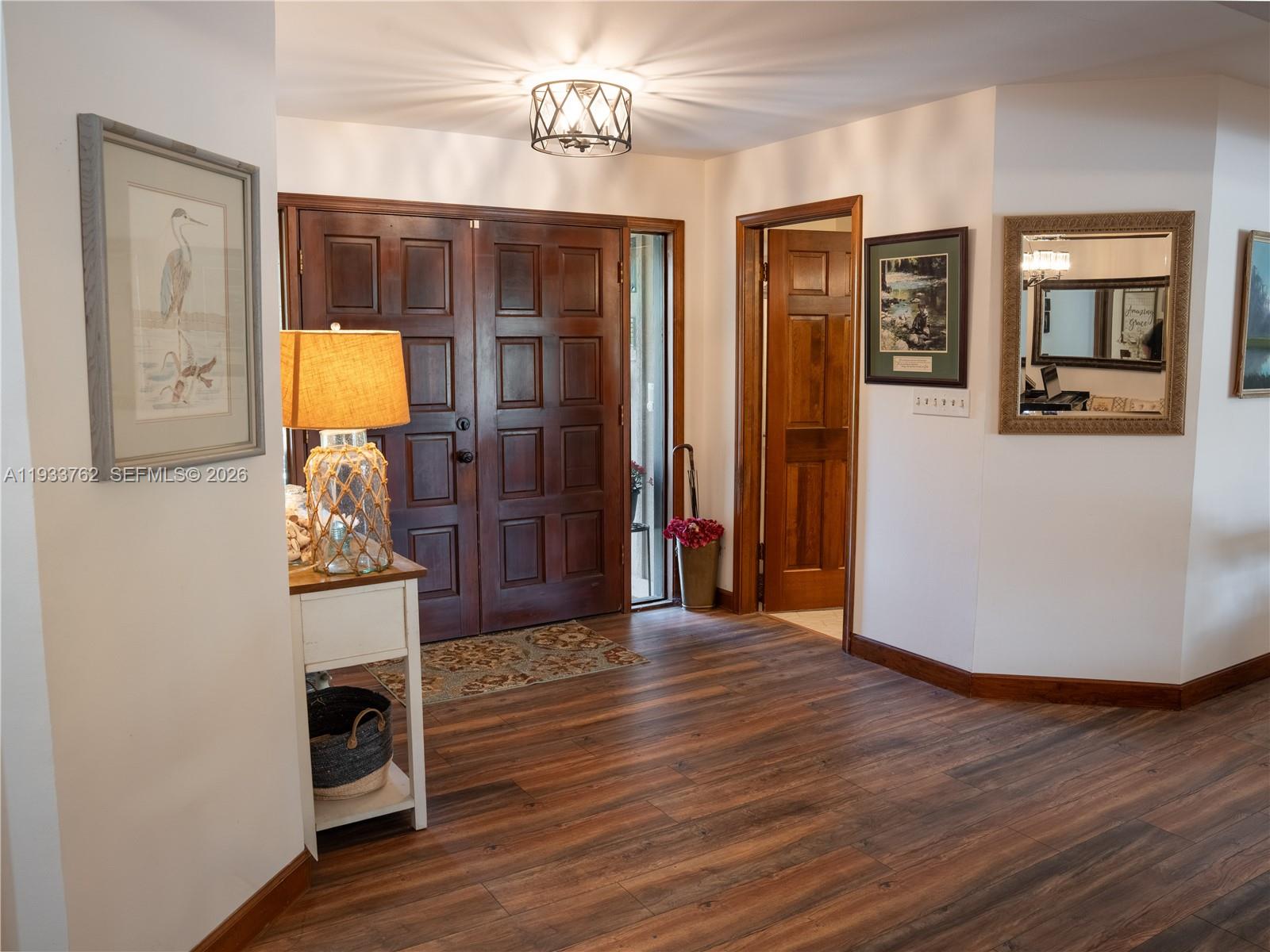 THE LINKS - Residential