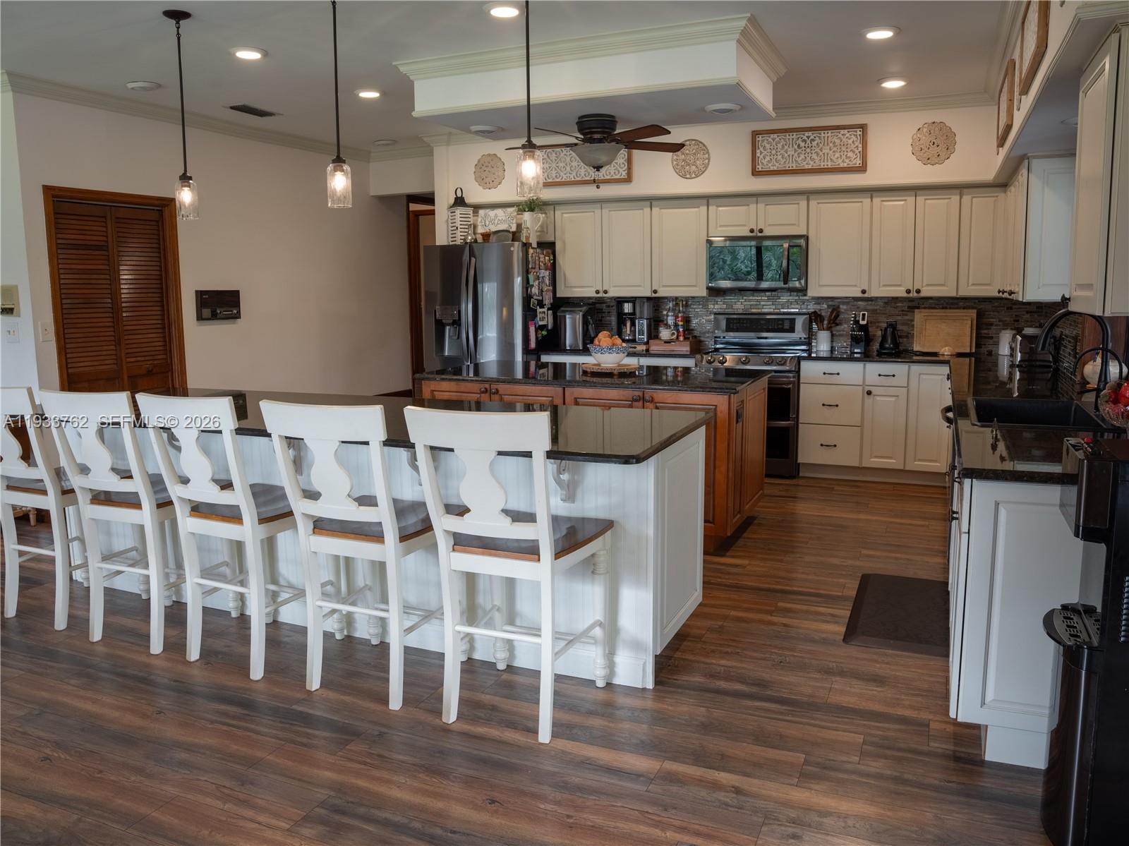 THE LINKS - Residential