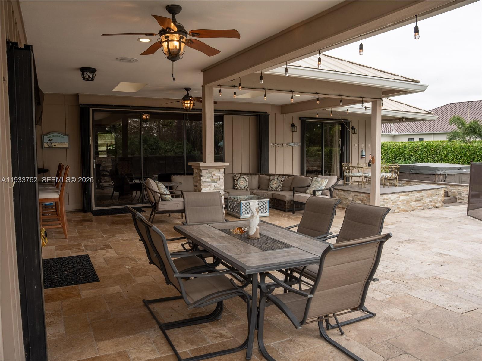 THE LINKS - Residential