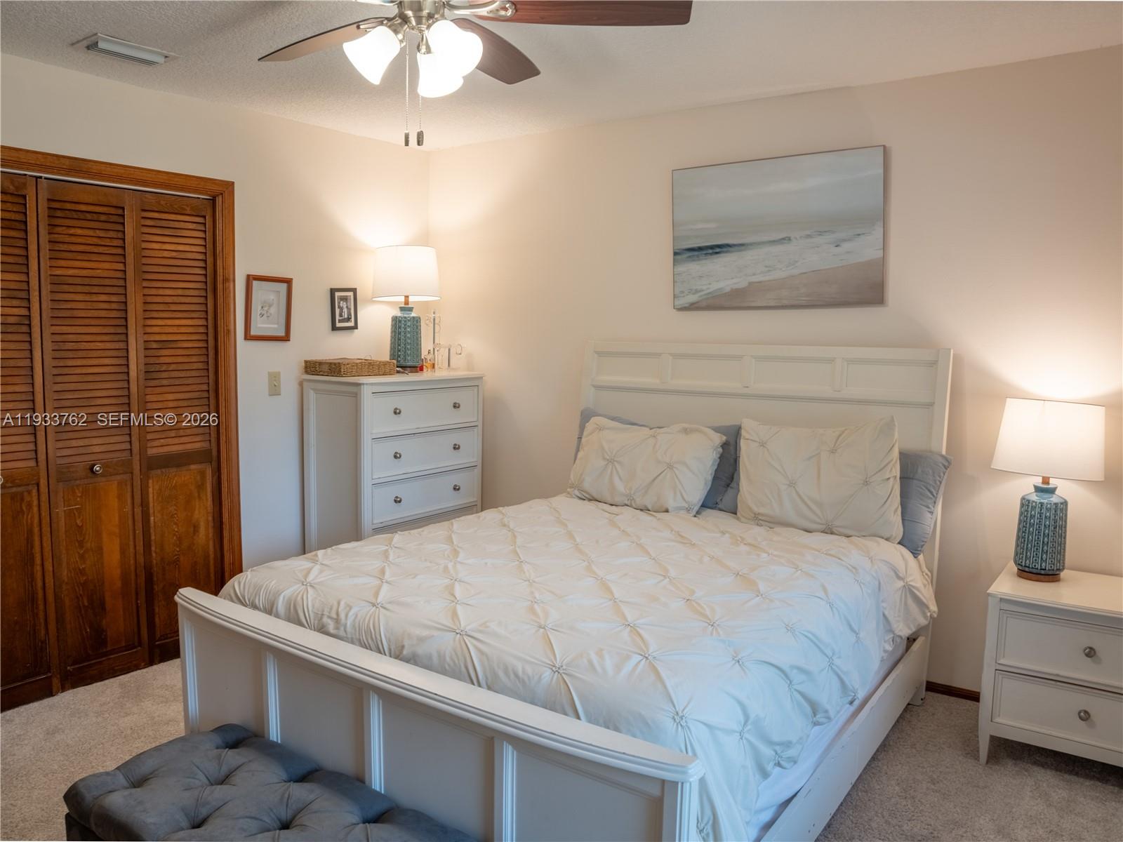 THE LINKS - Residential