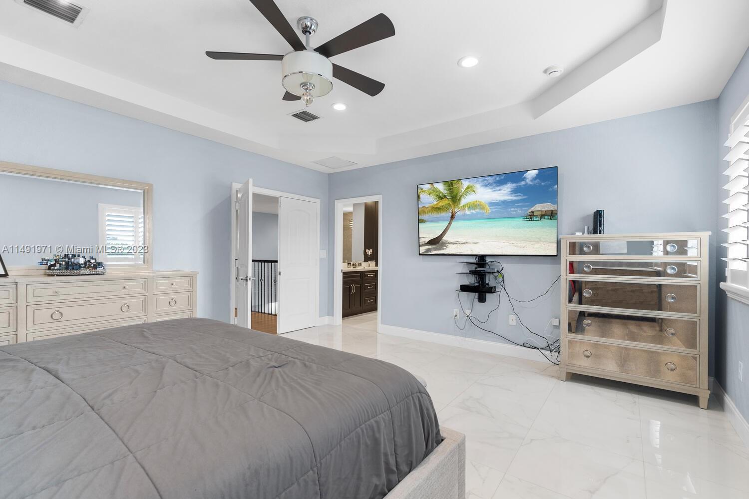 BONITA GRAND ESTATES SOUT - Residential