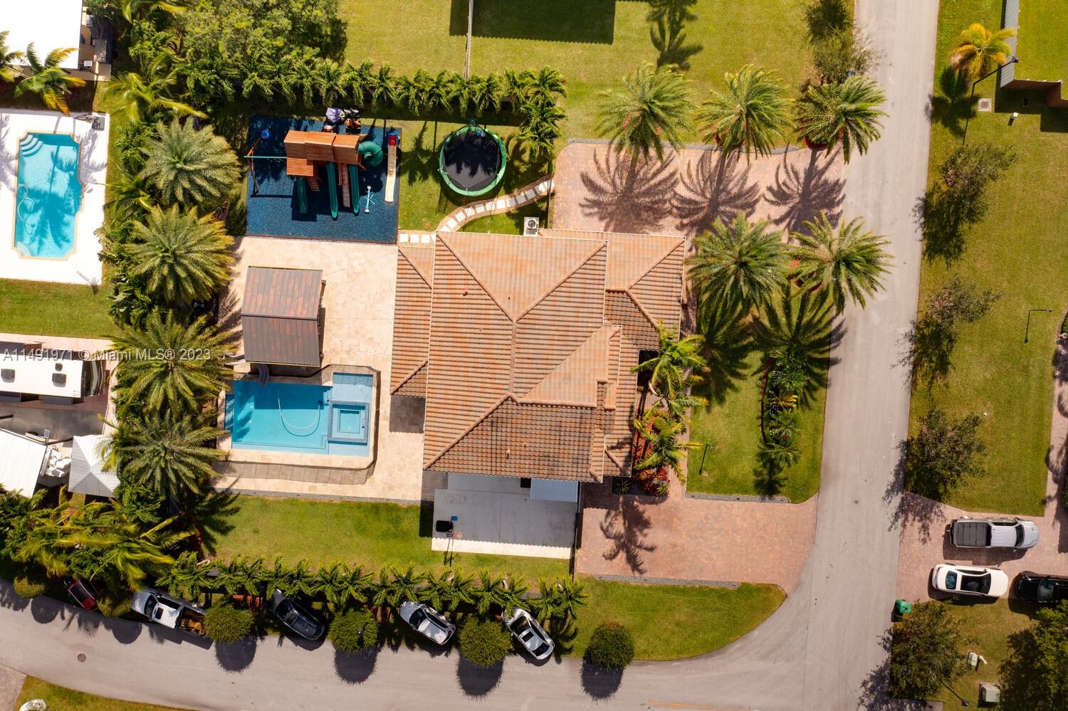 BONITA GRAND ESTATES SOUT - Residential