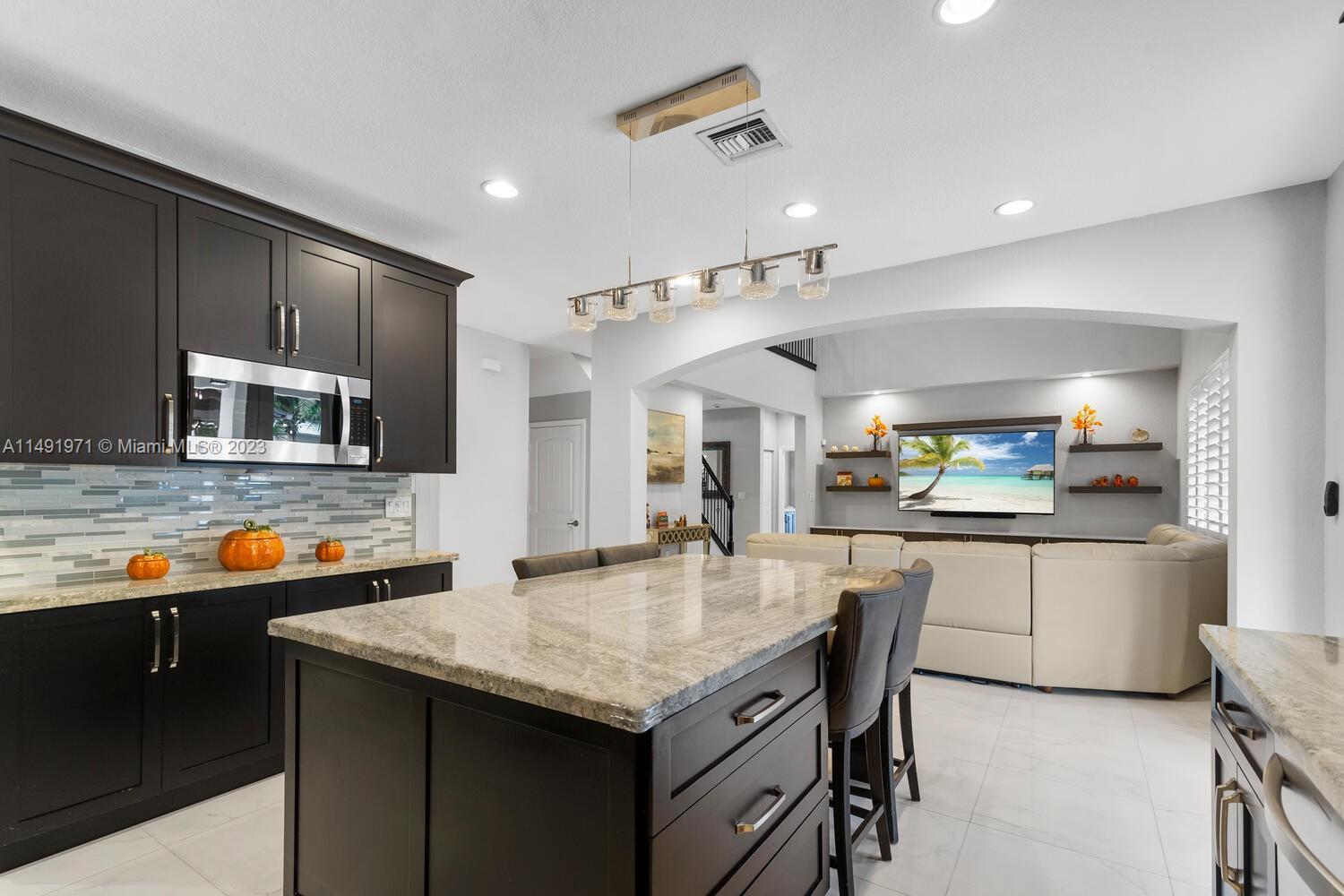 BONITA GRAND ESTATES SOUT - Residential