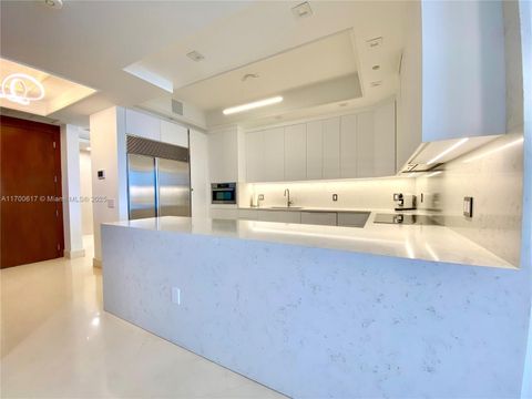 100 S Pointe Dr 1207 Miami Beach FL 33139