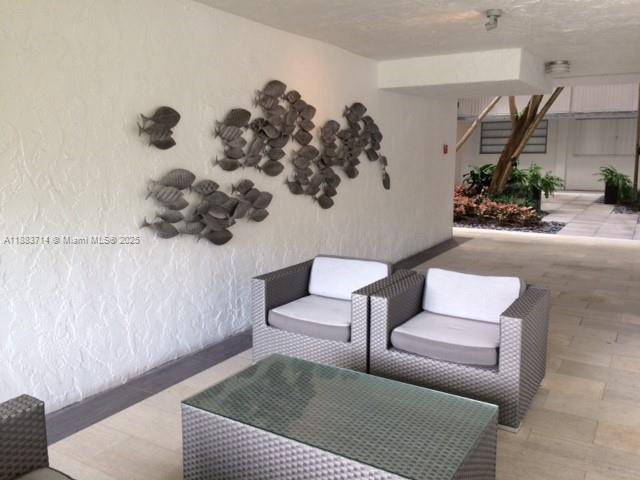 NIRVANA CONDO NO ONE COND - Residential