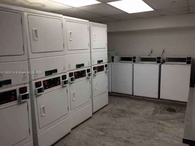 NIRVANA CONDO NO ONE COND - Residential