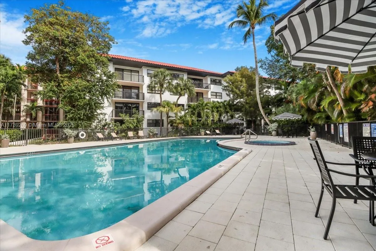 Key Biscayne, Florida 33149, United States, 3 Bedrooms Bedrooms, ,2 BathroomsBathrooms,Residential,Active,9149