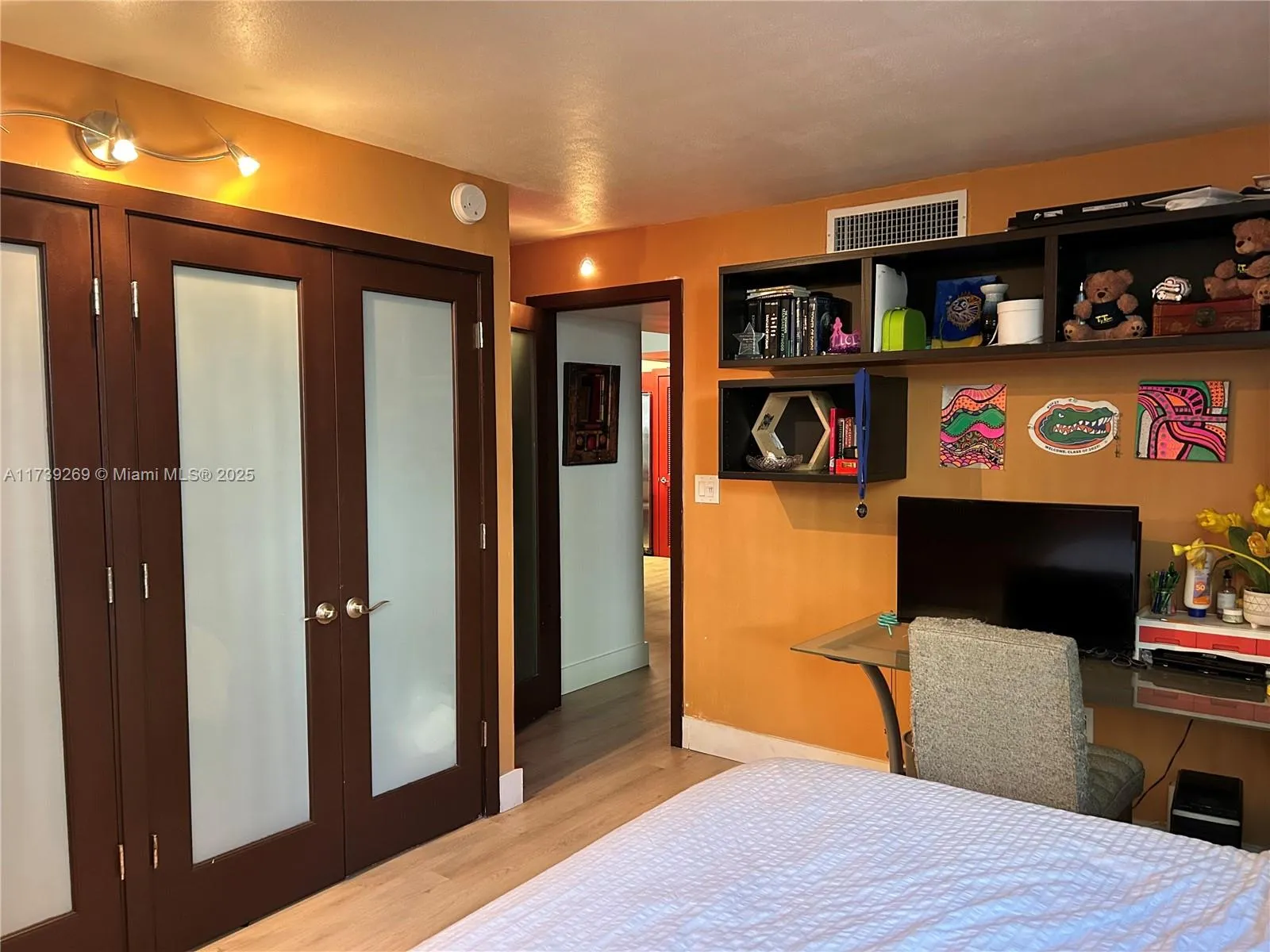 Key Biscayne, Florida 33149, United States, 3 Bedrooms Bedrooms, ,2 BathroomsBathrooms,Residential,Active,9149