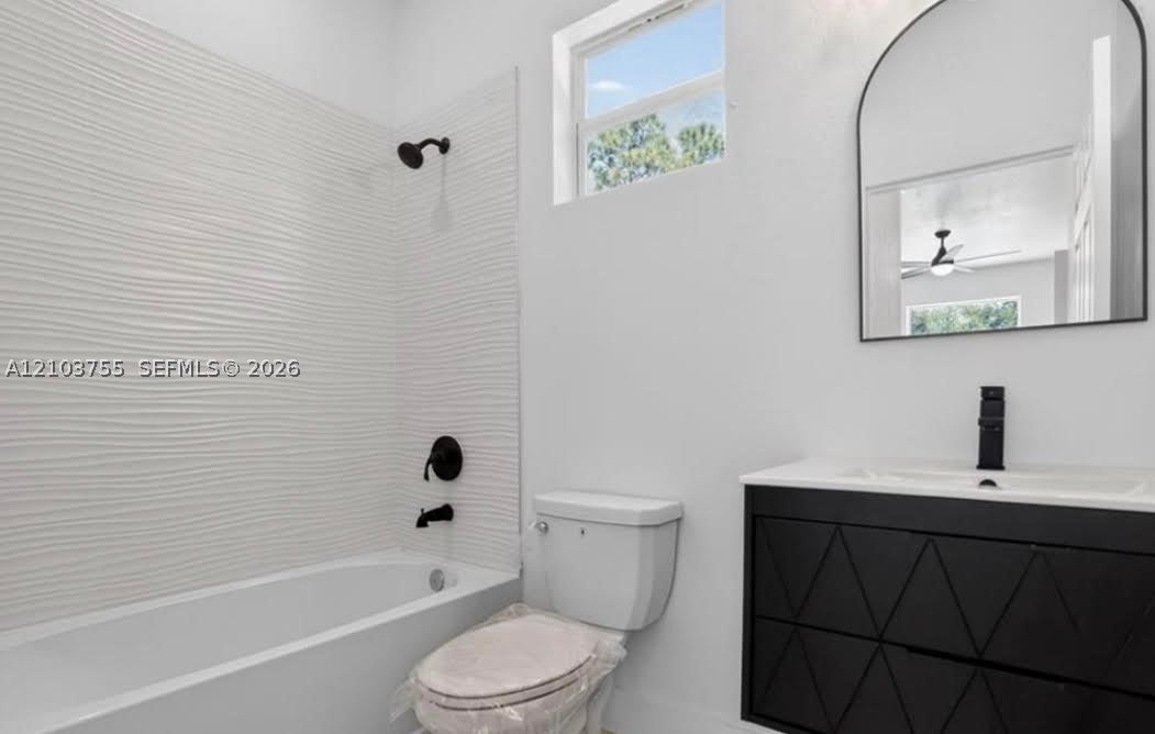 2906 W 52 st