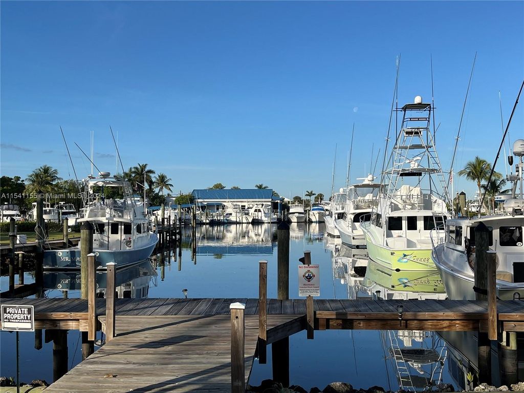 Photo of 4680 SE Robertson Rd, Stuart, FL 34997 (MLS # A11541155)