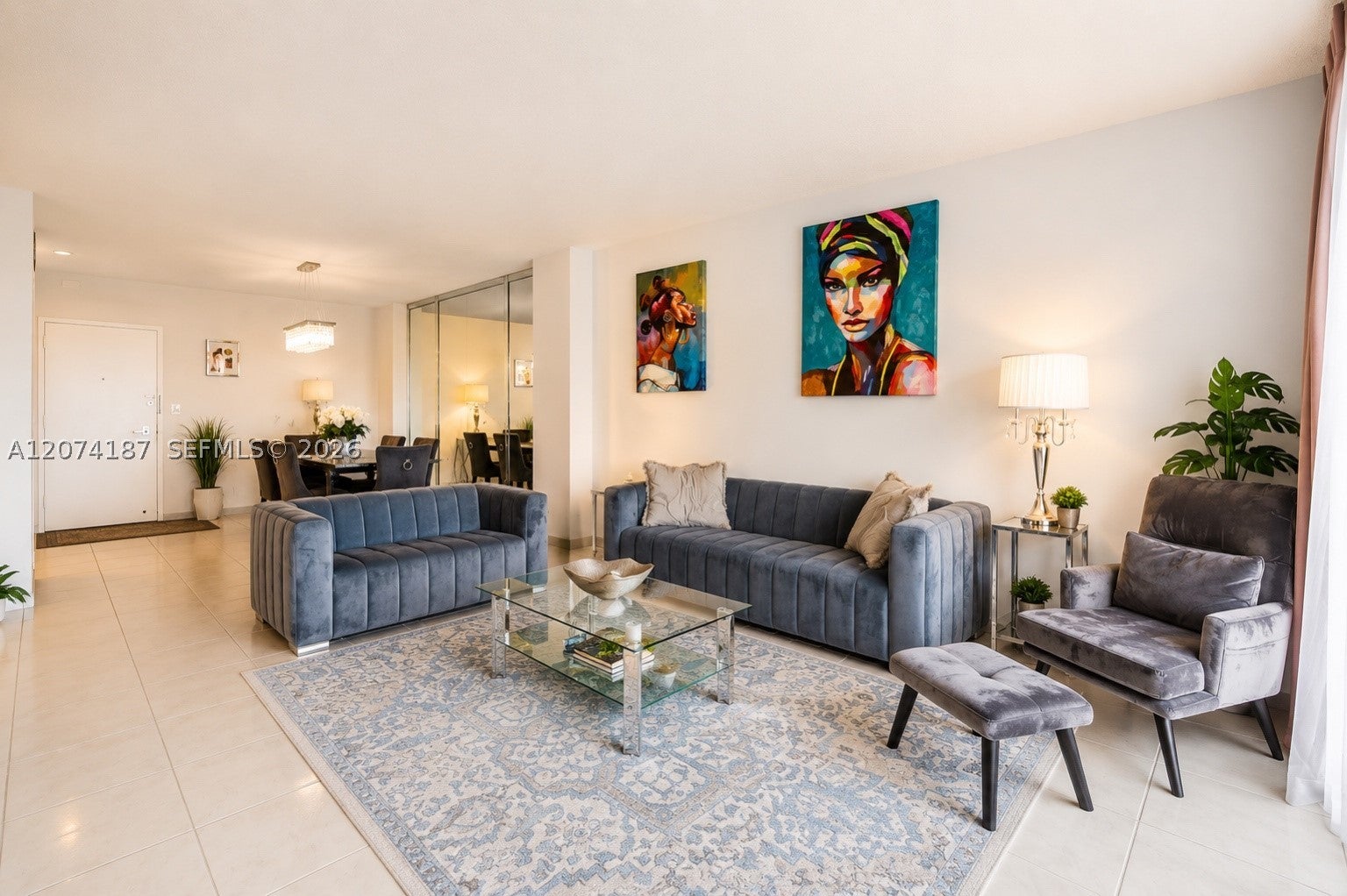 300 Bayview Dr 807