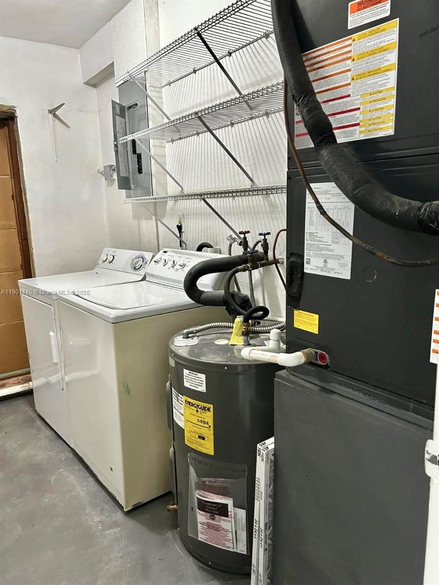 LAUDERDALE VILLAS - Residential Lease