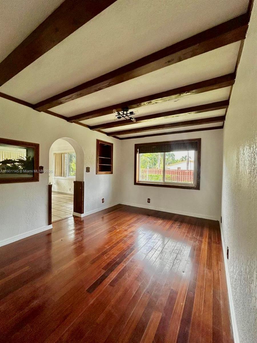 LAUDERDALE VILLAS - Residential Lease