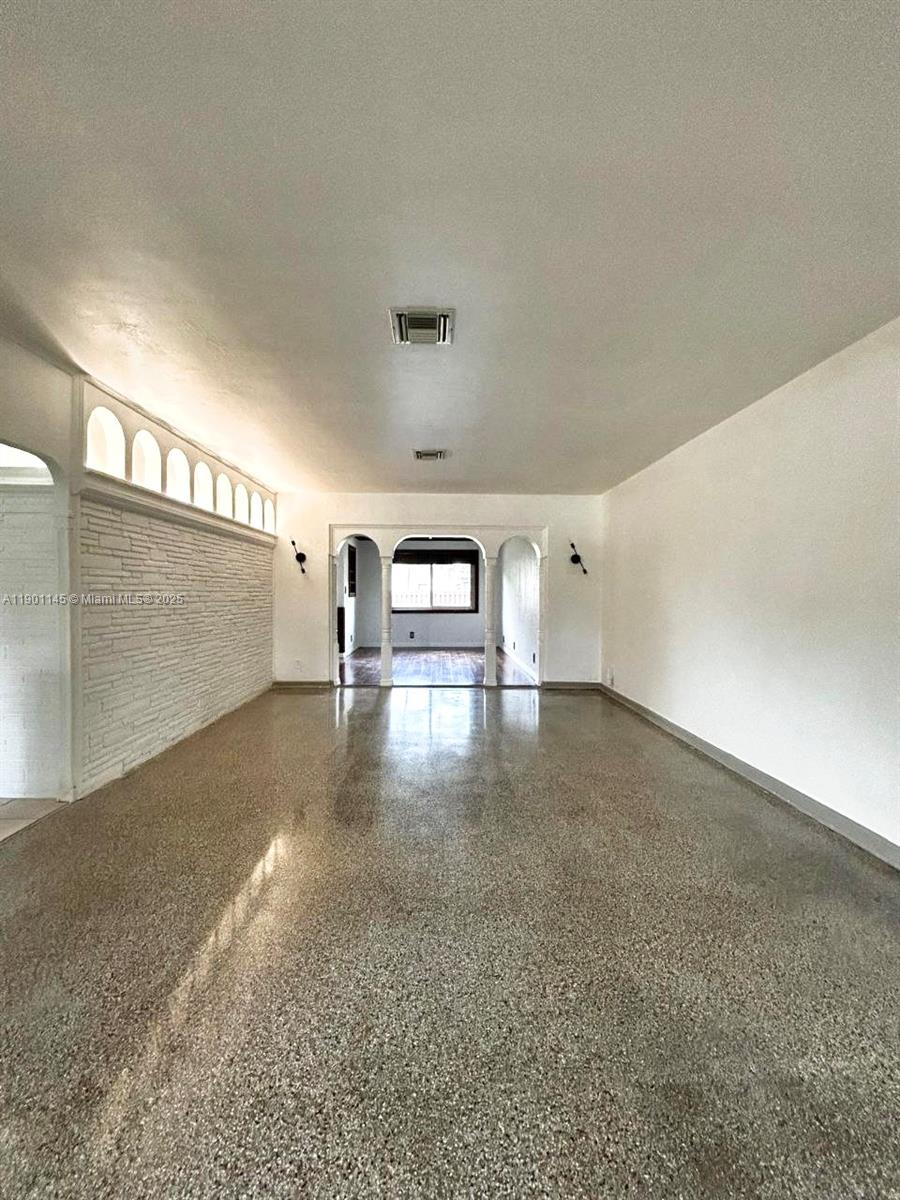 LAUDERDALE VILLAS - Residential Lease