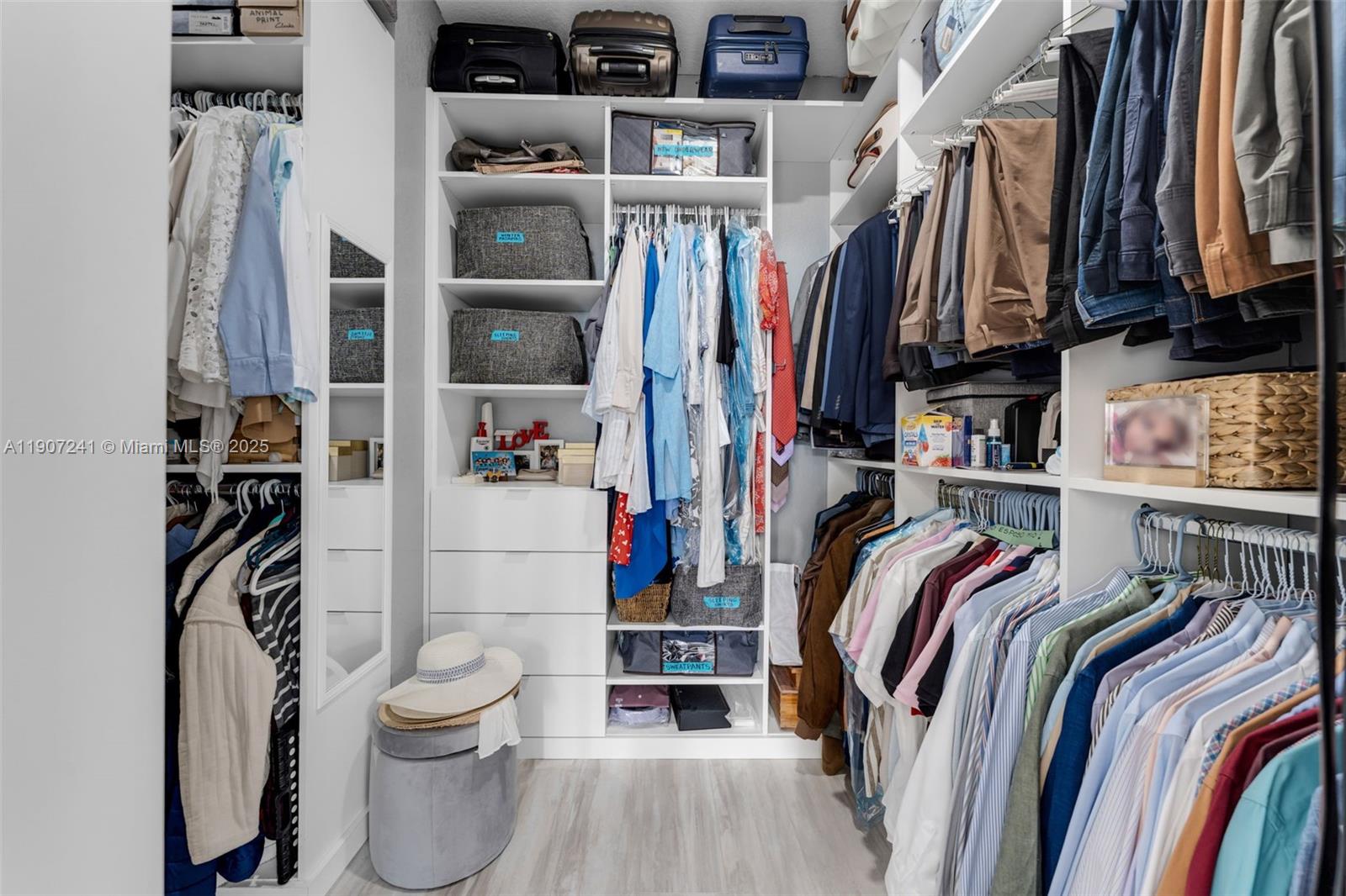 A H AT TURNPIKE SOUTH SEC - Residential