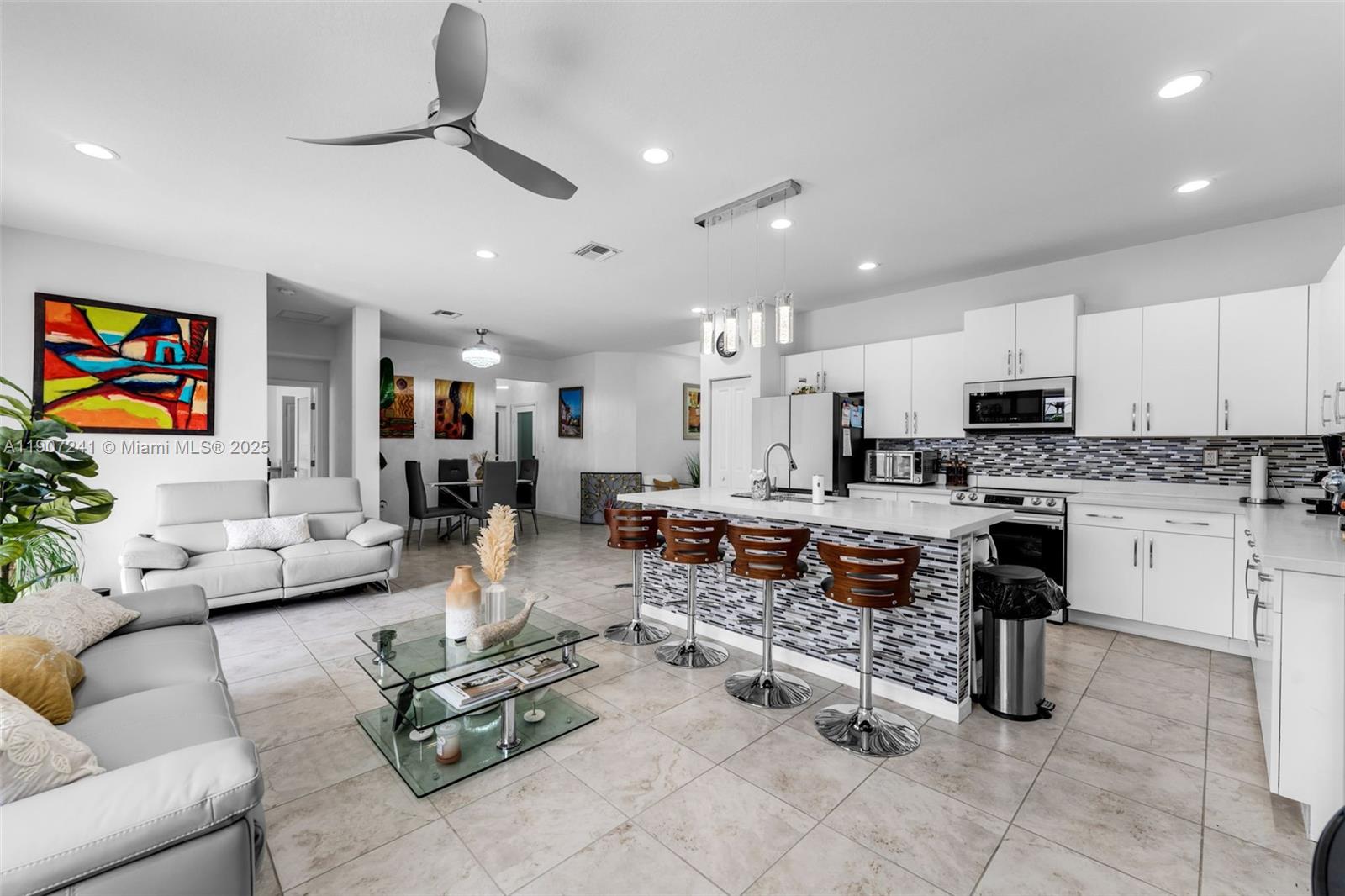 A H AT TURNPIKE SOUTH SEC - Residential