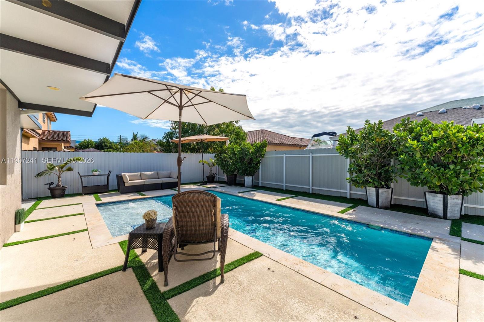 A H AT TURNPIKE SOUTH SEC - Residential