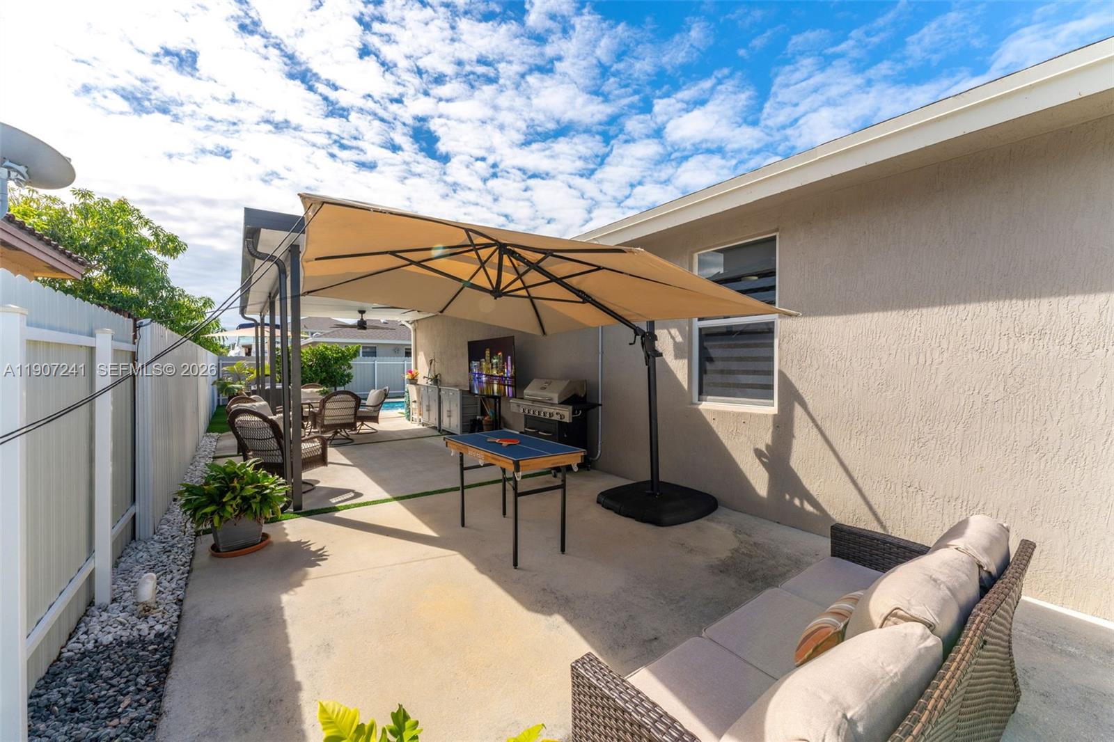 A H AT TURNPIKE SOUTH SEC - Residential