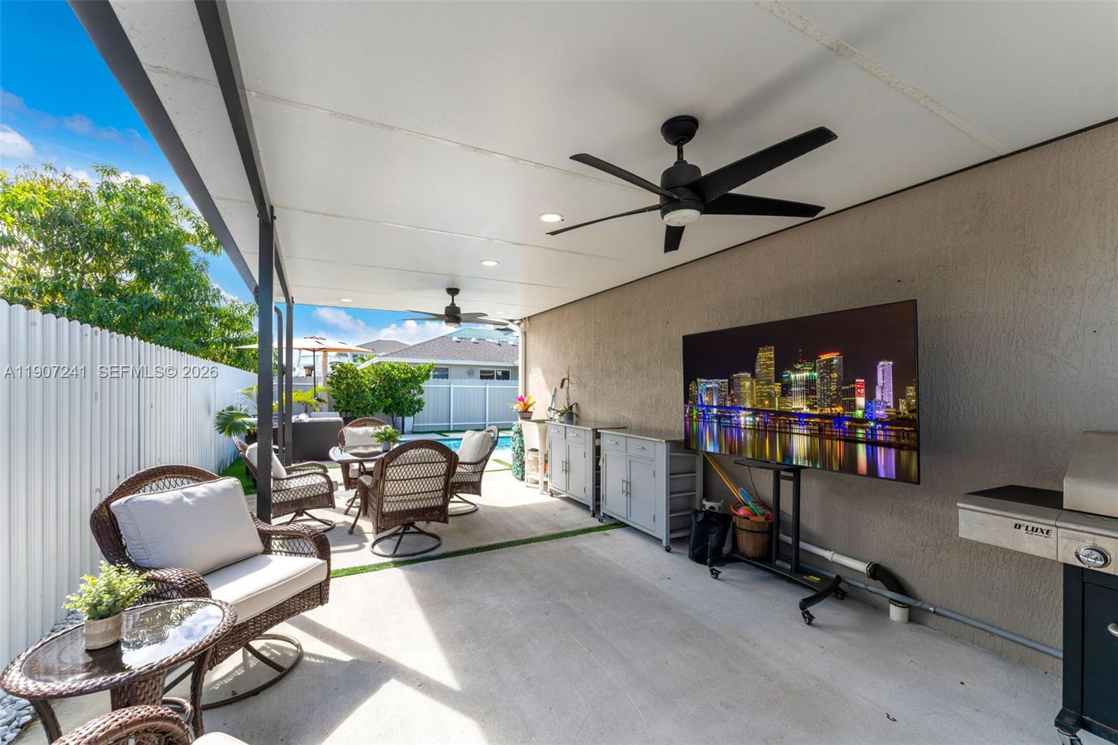 A H AT TURNPIKE SOUTH SEC - Residential