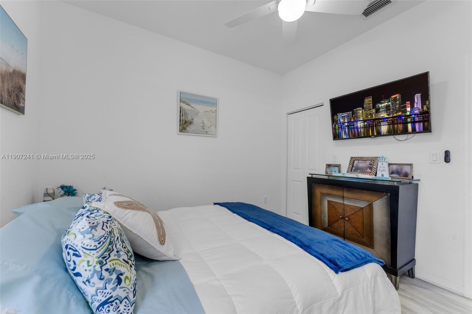 A H AT TURNPIKE SOUTH SEC - Residential