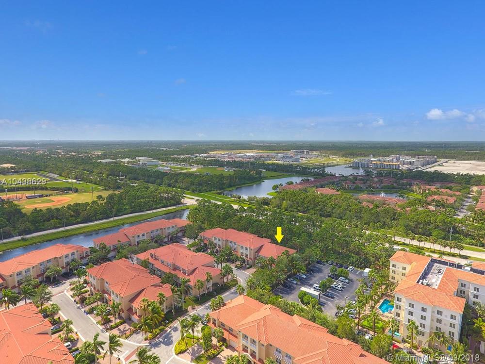 CIELO TOWNHOMES AT SHOPS - Residential Lease