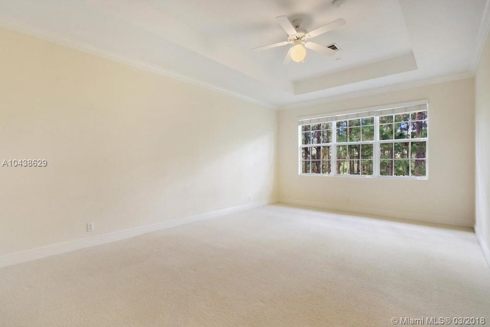 CIELO TOWNHOMES AT SHOPS - Residential Lease